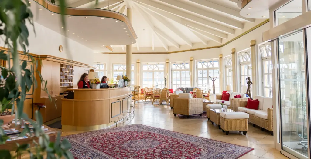 hotelDresdenHeader 1